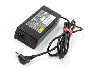 Power adapter Fujitsu 90W 5,5 x 2,5mm, 19V